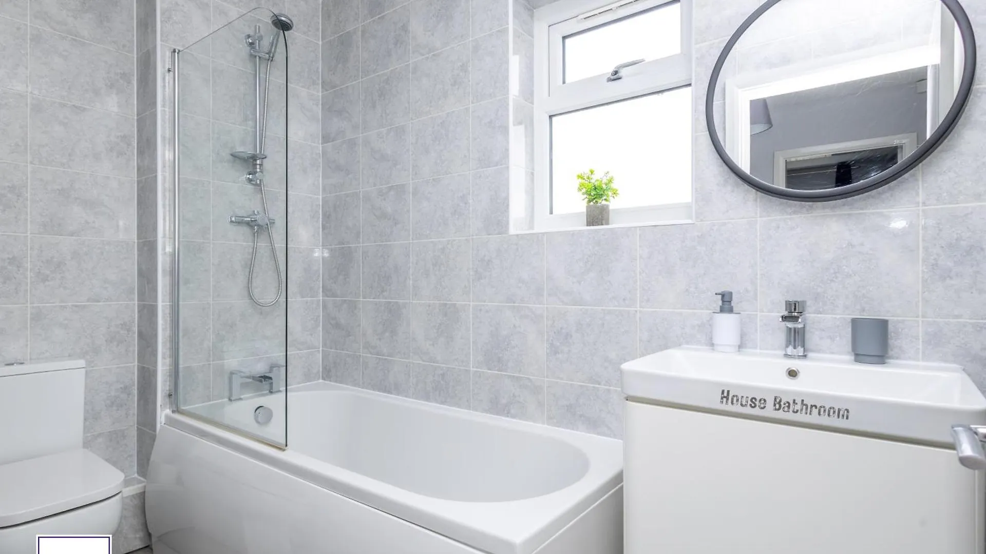 Apartamento Alt-Stay Leeds Ring Rd - 2X Adjacent 3 Bed Homes - Parking & Fast Fibre Wi-Fi - Ideal For Large Groups, Contractors & Long Stays Reino Unido